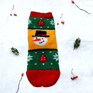 SnowMan Plush Comfy Warm And Toasty Fuzzy Christmas Socks One Pair NWOT